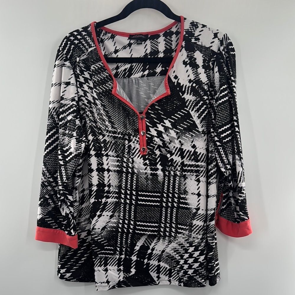 3For$20 Notations Black/White Orange Style Blouse size XL
